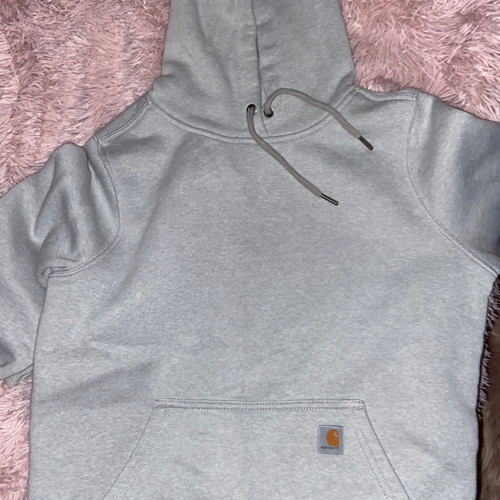 worn couple times women carhartt sweatshirt